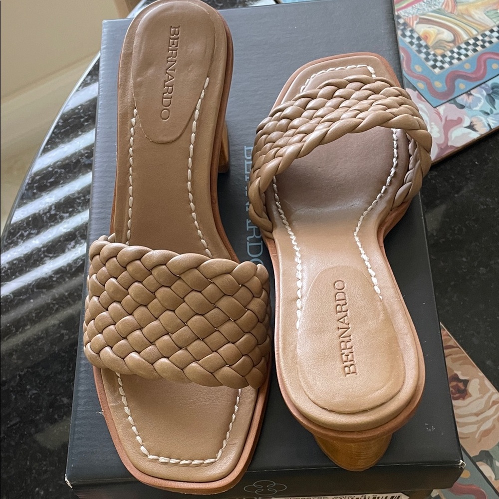 Bernardo Tan Woven Slide Sandals - Picture 5 of 6
